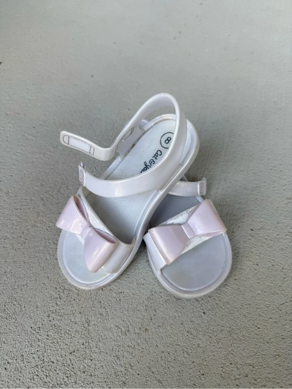 Cat & Jack White Sandals with Light Pink Bow